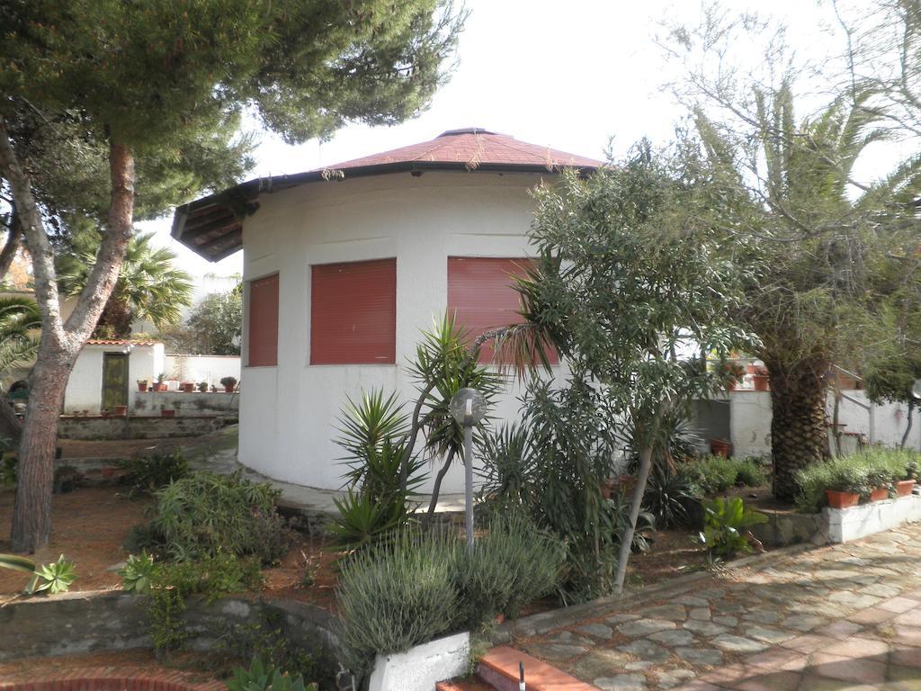 Holiday House Torre Di Manfria Βίλα Gela Δωμάτιο φωτογραφία